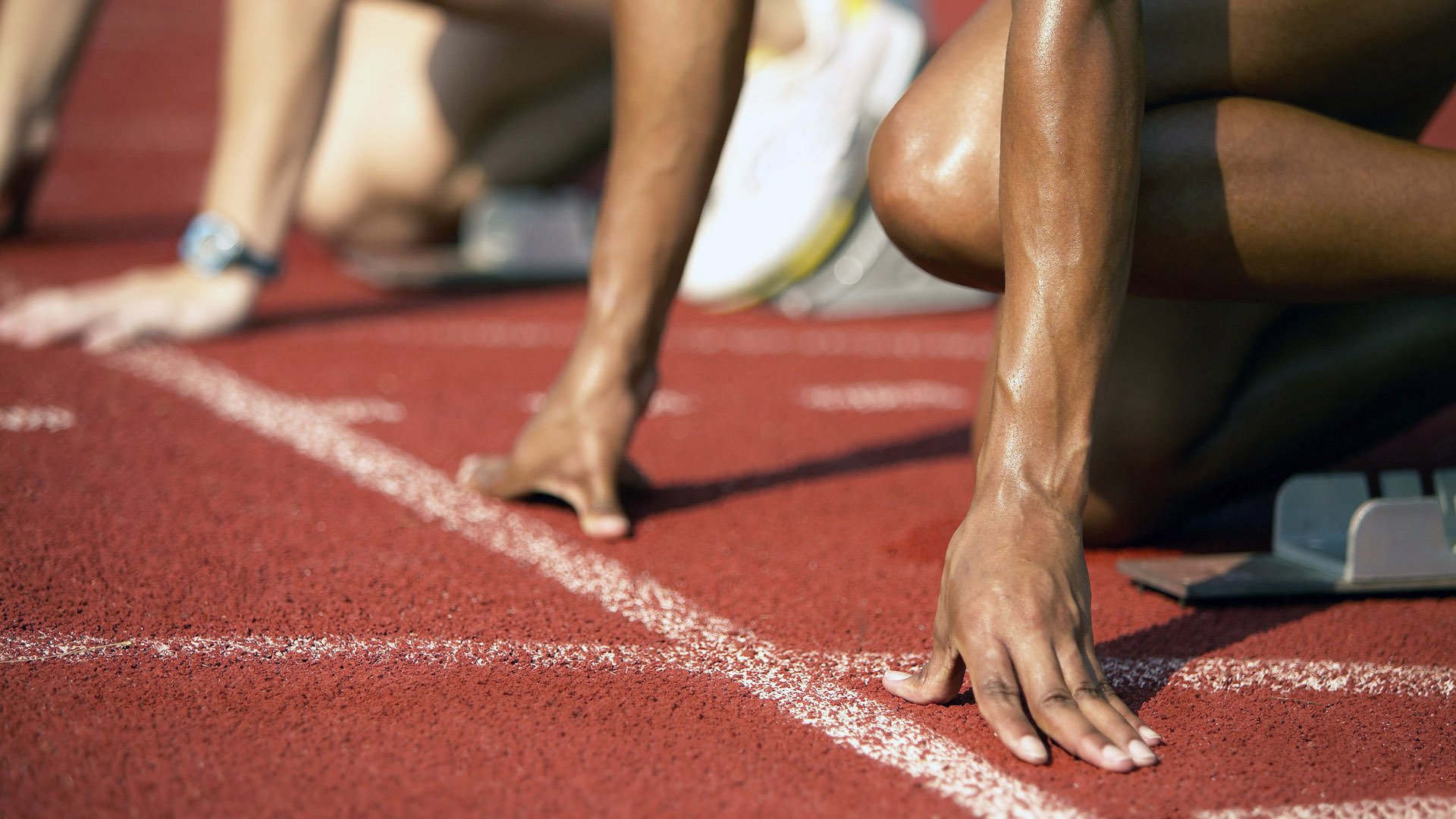 鹰击改革，蒂姆新规重赛风波，争议哨声何时休？鹰击改革，蒂姆新规重赛风波，争议哨声何时休？